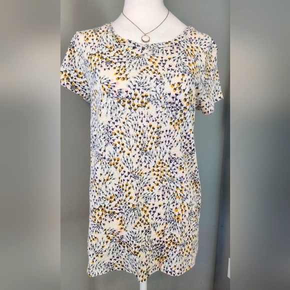 LOFT Vintage 100% Cotton Tee. Floral Pattern Size Medium - Picture 1 of 8